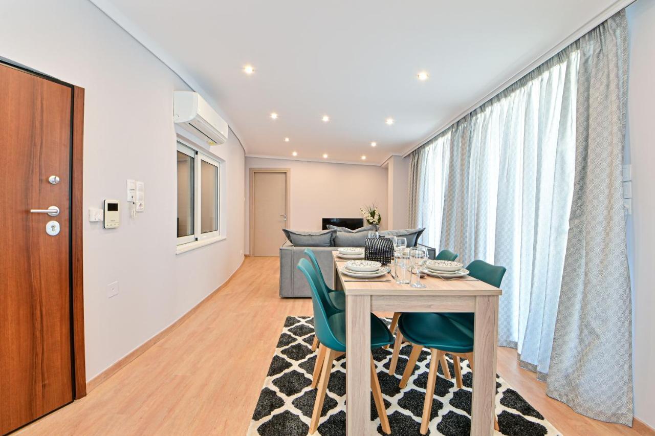 Charming Apartment With A Sea View Terrace Pireus Exteriér fotografie